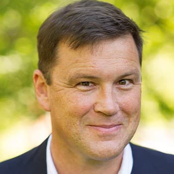 Porträtt av Eric Herlenius.