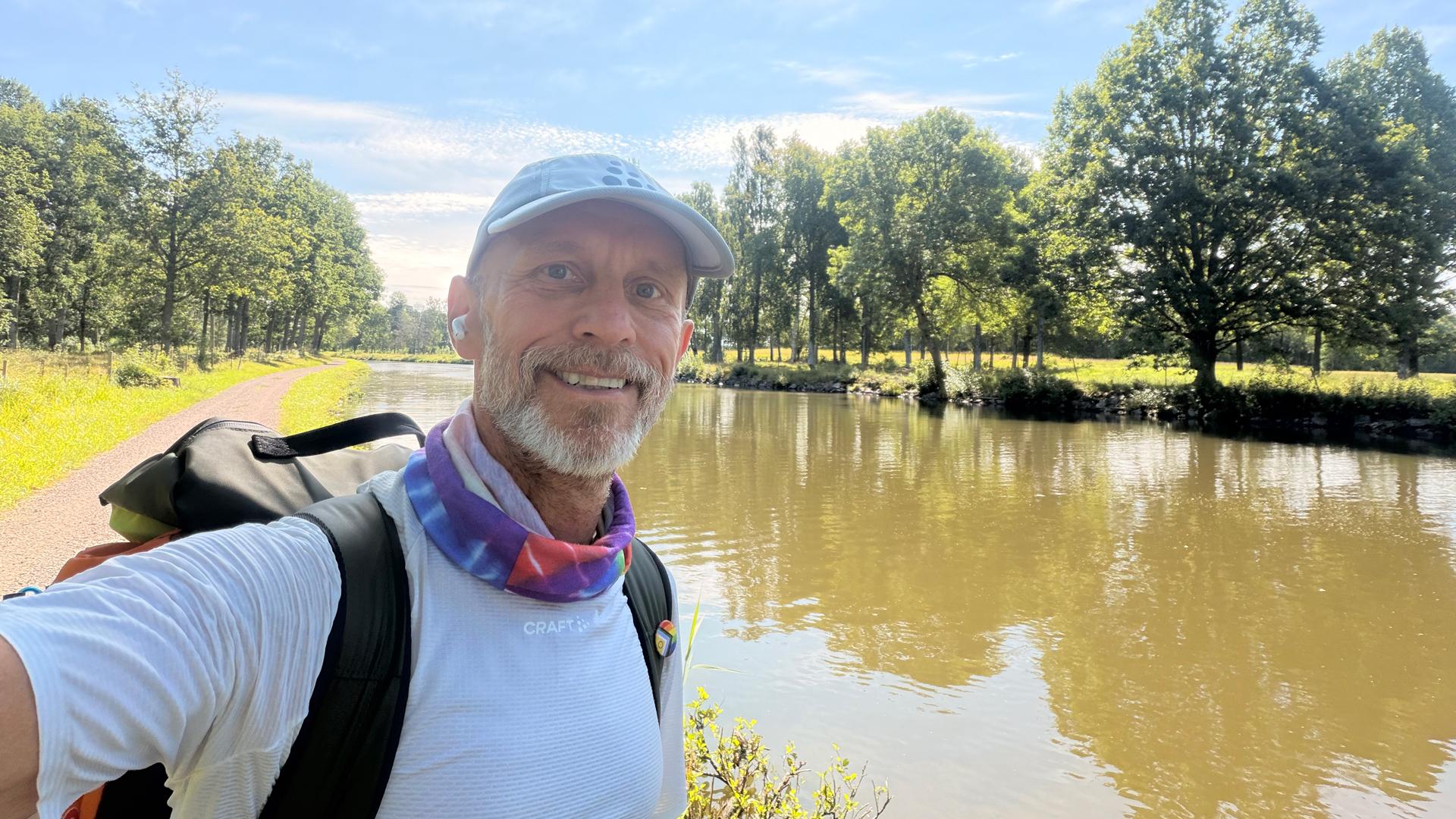 Joakim längs Göta kanal.