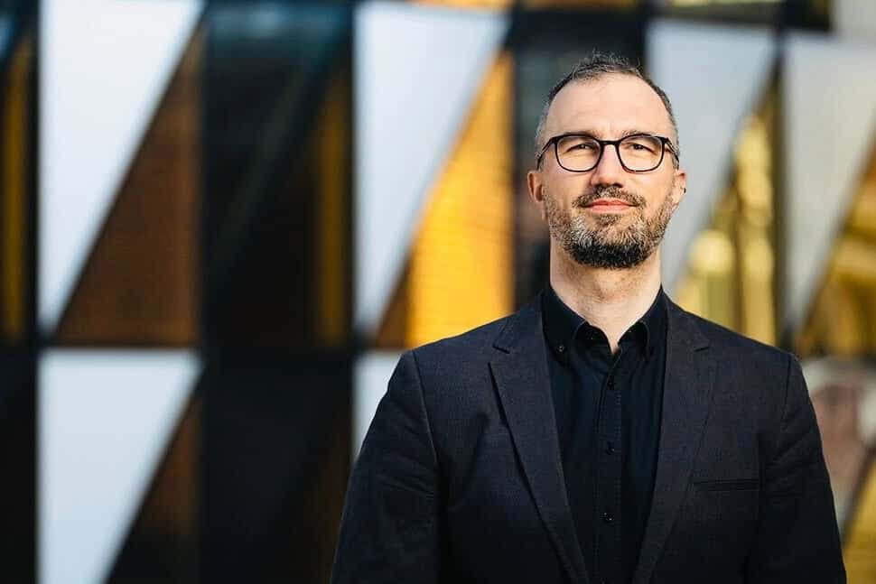 Porträtt av Onur Dagliyan.