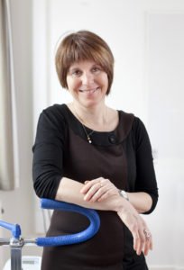 Charlotte Häger, professor och fysioterapeut vid Institutionen för samhällsmedicin och rehabilitering på Umeå universitet.