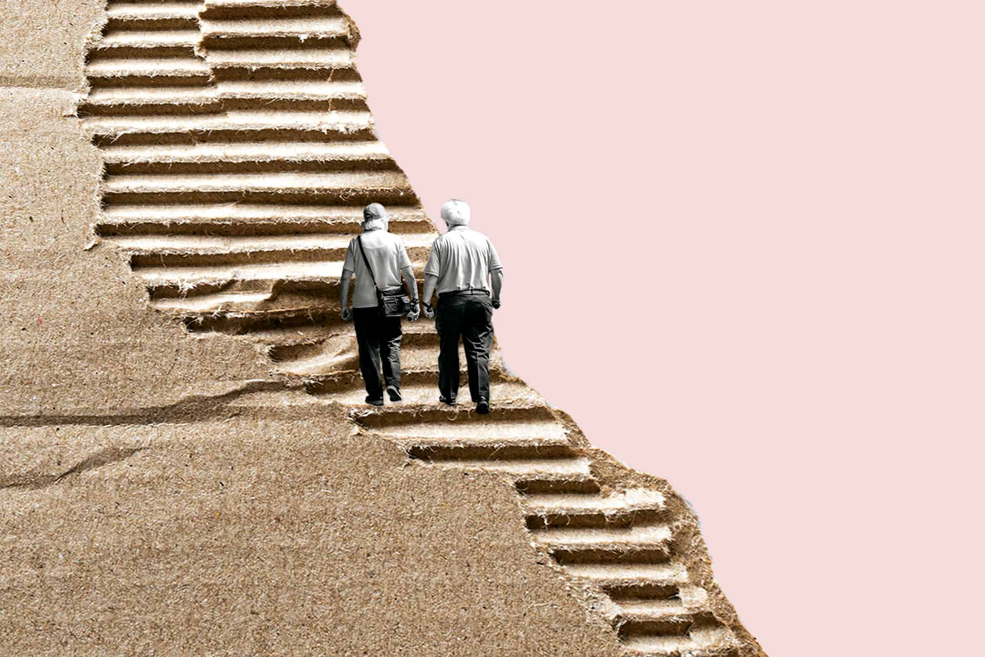Ett kollage med två äldre människor går upp för kartong-trappor mot rosa bakgrund