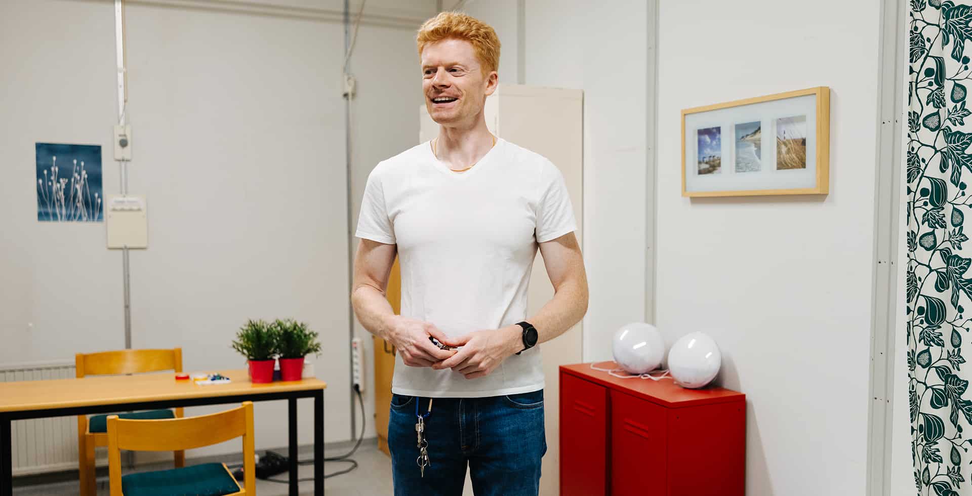 Jonathan Cedernaes i sömnlabbet på Uppsala Biomedicinska Centrum. Foto: Juliana Wolf Garcinda